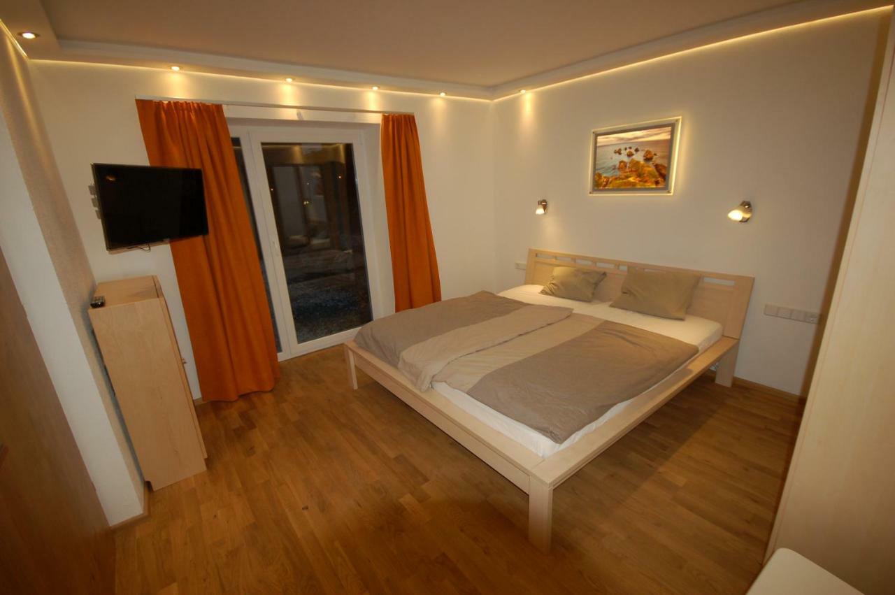 Alpenmond Appartment Halbmond Leutasch Extérieur photo